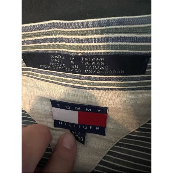 Tommy Hilfiger Mens Button Down Shirt Size XL - Picture 3 of 3